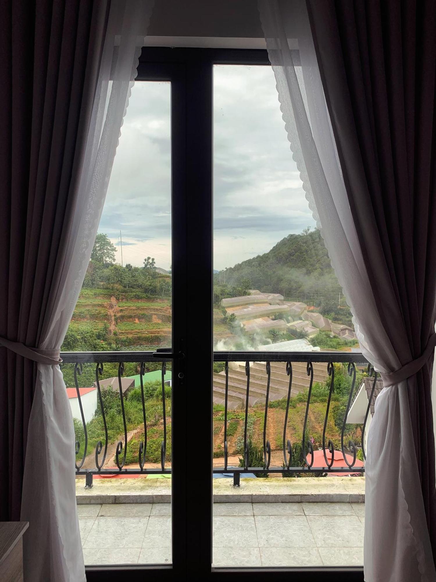 Amia Dalat Hotel Exterior photo