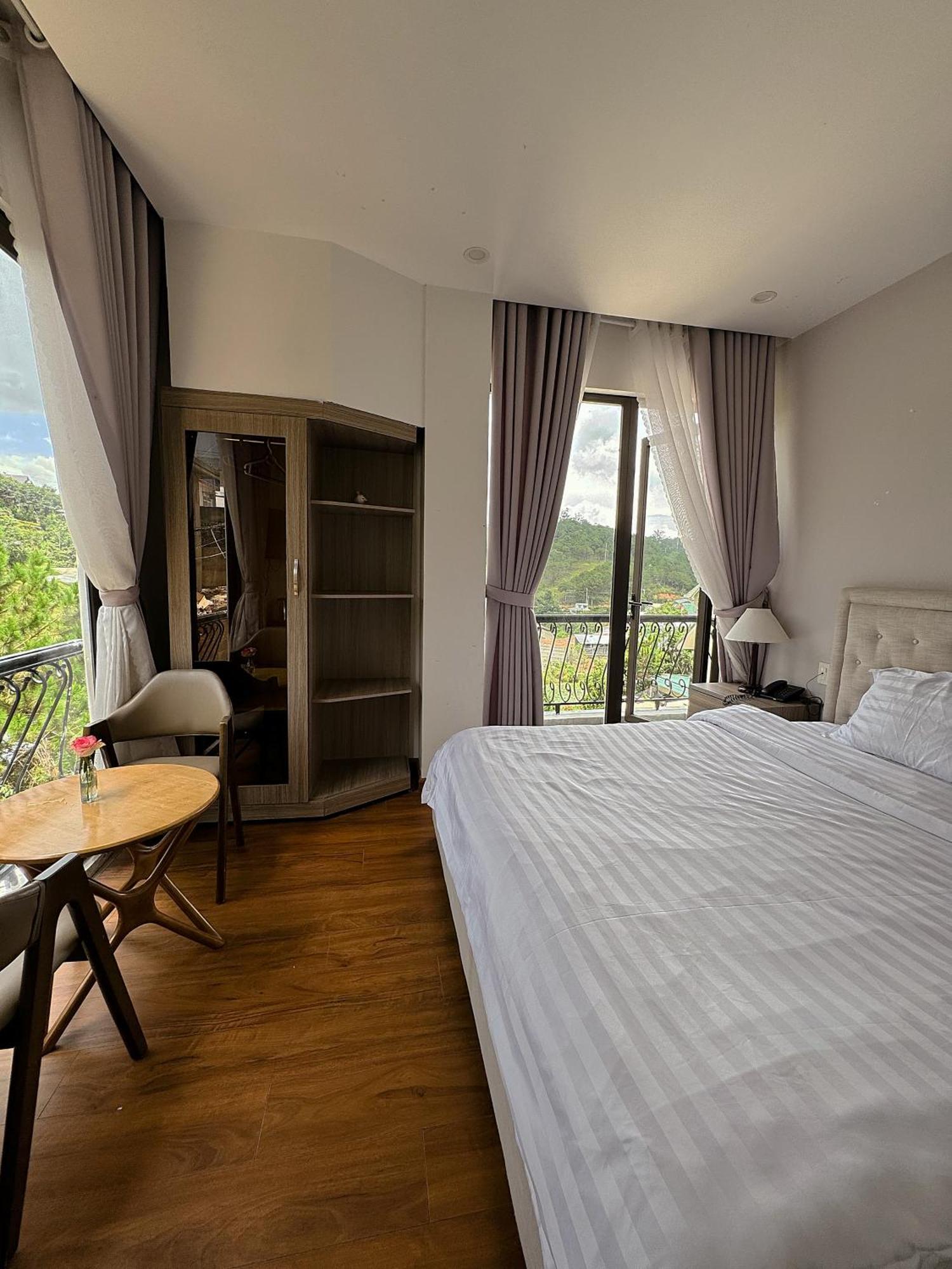 Amia Dalat Hotel Exterior photo